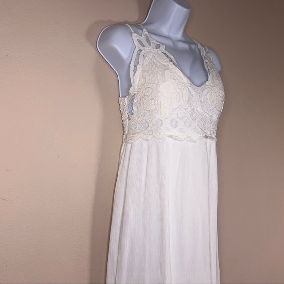 Juniors Large White Boho Dress Embroidered Accent Womens Lace Top Ruffle Boho - Picture 5 of 16